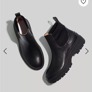 Brand new never worn madewell Dani Chelsea lugsole boots